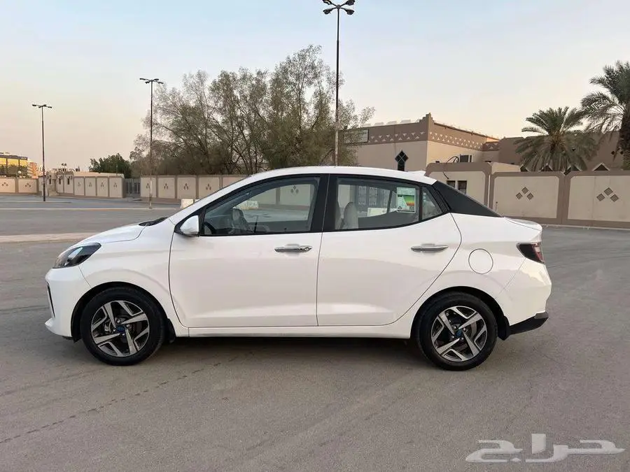 هونداي i10 فل كامل 2024 بدي وكاله مالك واحد 10
