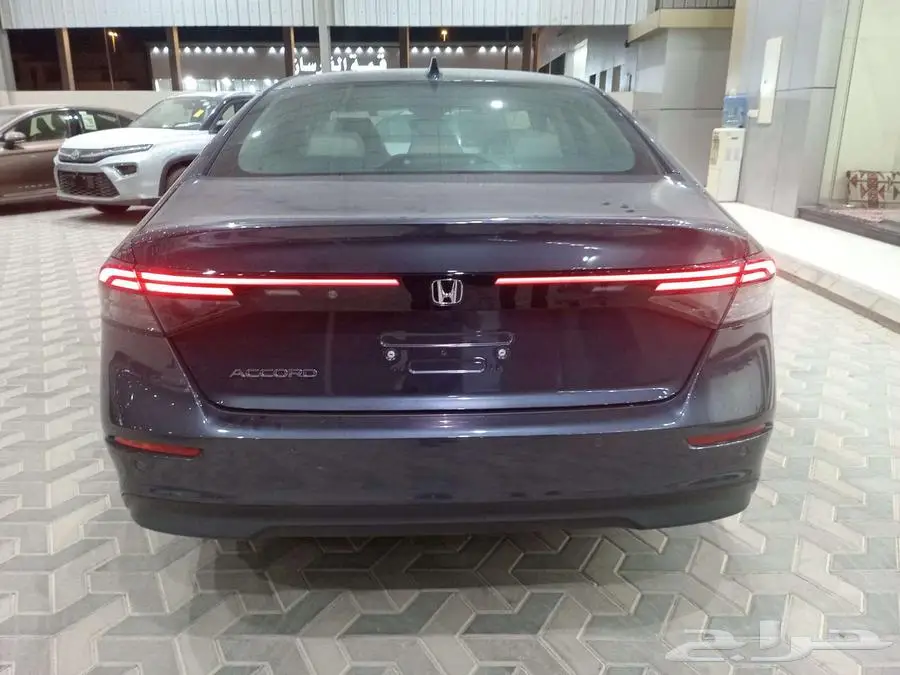 هوندا اكورد نص فل موديل 2025 EX 6