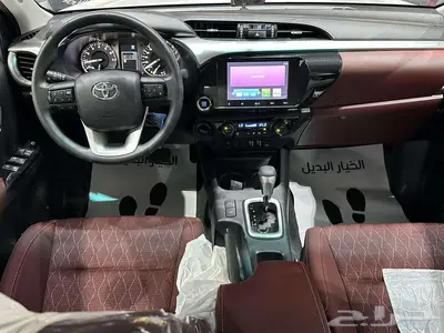 تويوتا هايلكس SGLXغمارتين فل2.7 بنزين دبل موديل 2025 10