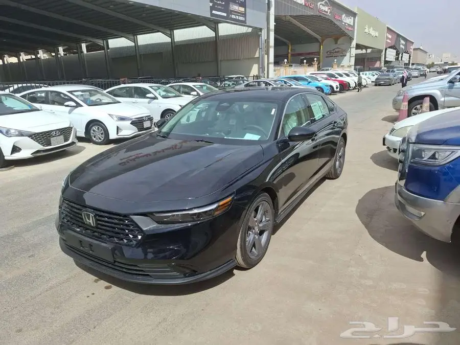 هوندا اكورد نص فل 2025 سعودي EX 6