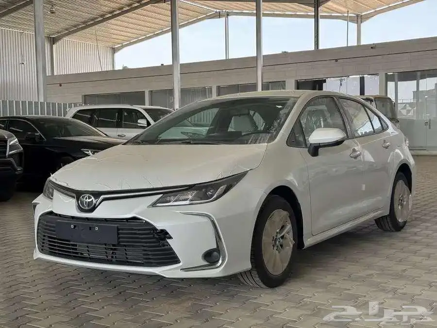 كورولا 2025 بريمي 2000CC ستاندر جنوط كاش وأقساط بنك 0