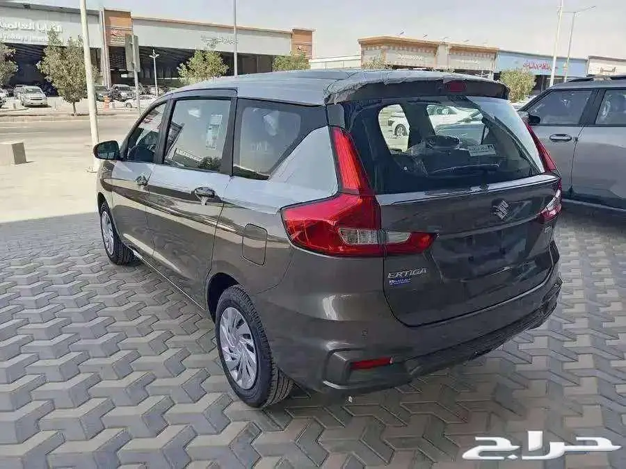 سوزوكي ارتيجا 2025 استاندر 2