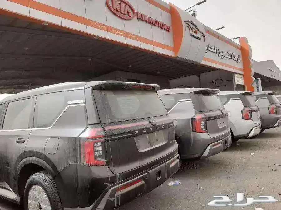 نيسان باترول تيتانيوم و وبلاتنيوم 2025 3