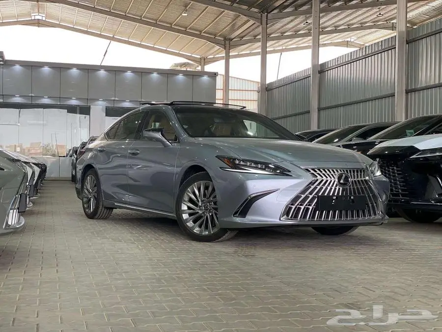 لكزس ES 350 DD فل كامل 2025 - خليجي 1
