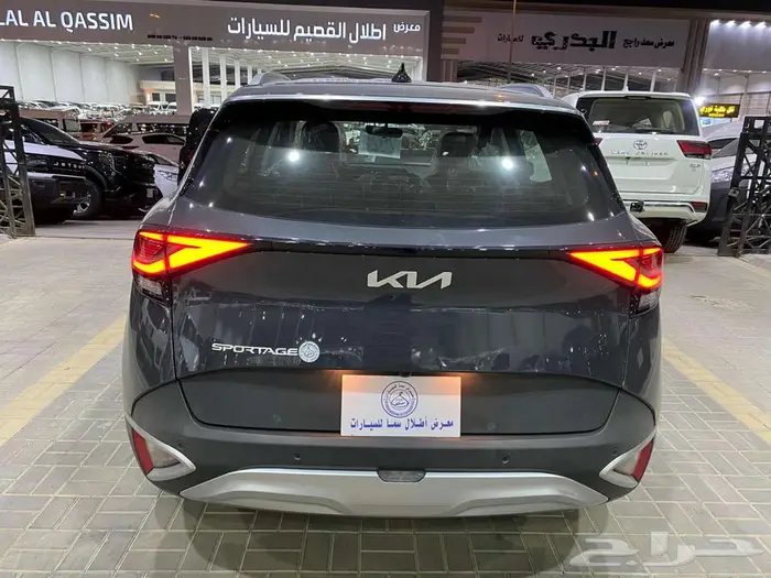 كيا سبورتاج 2025 رصاصي غامق GL ماكينة 2.0 سعودي 14