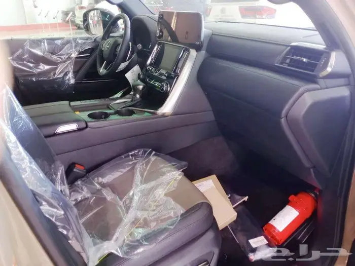 وارد اليحيى لكزسLX600توين تيربو بنزين فل رادار اوف رود 2025 10