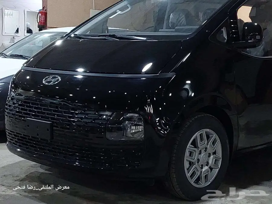 هيونداي ستاريا 2026 _ ديزل - بنزين ( ركاب _ بضاعة ) 12