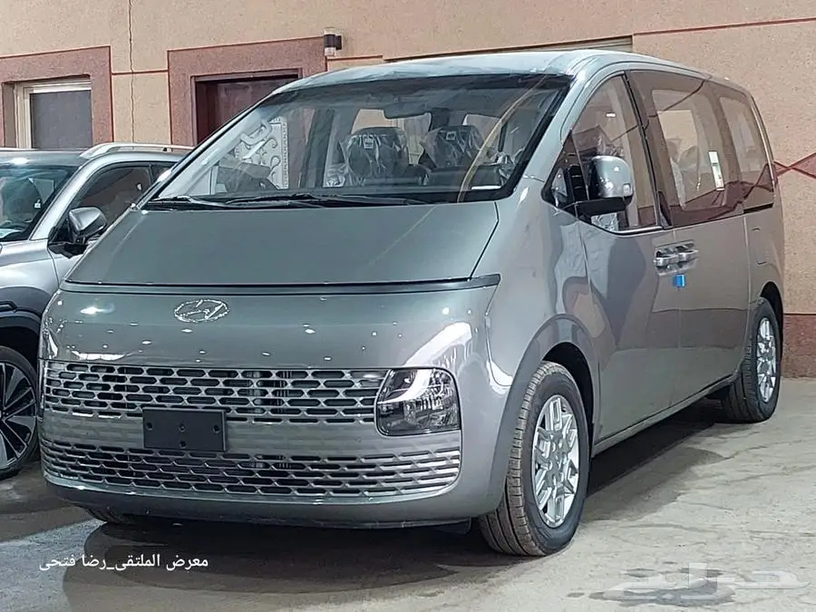 هيونداي ستاريا 2026 _ ديزل - بنزين ( ركاب _ بضاعة ) 1