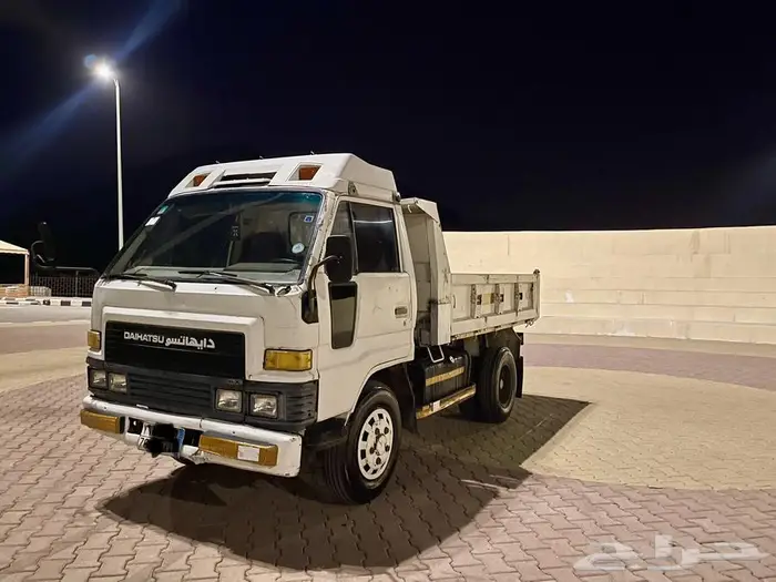 قلاب دايهاتسو 85للبيع بنزين 2