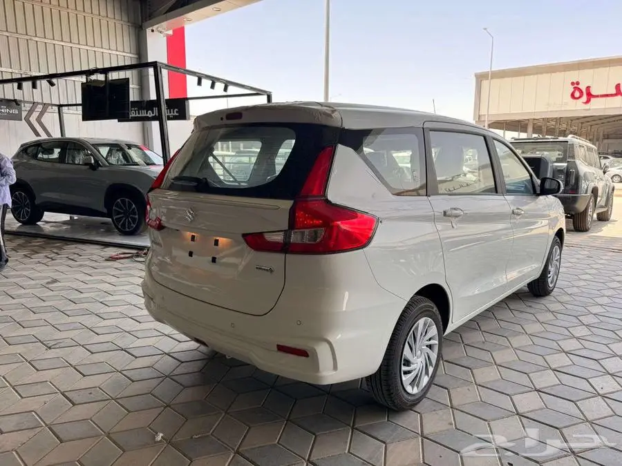سوزوكي ارتيجا 2025 سبعه راكب index