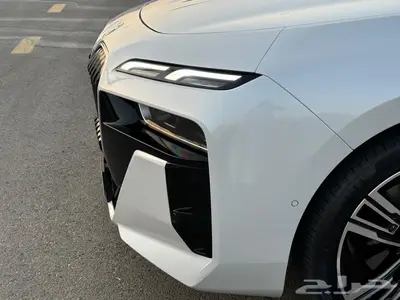 بي إم دبليو 2024 ابيض كيت M 20