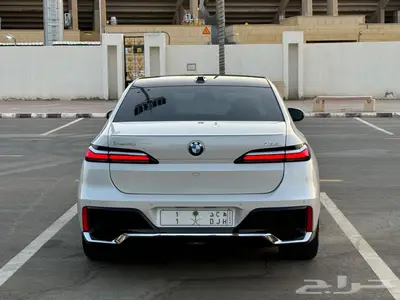 بي إم دبليو 2024 ابيض كيت M 27