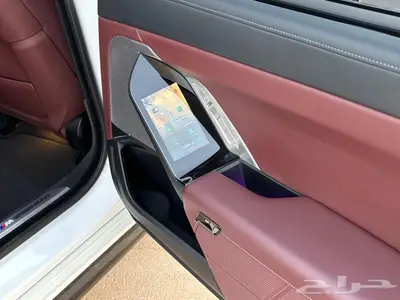 بي إم دبليو 2024 ابيض كيت M 12