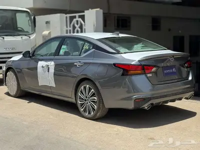 نيسان التيما نص فل 2025 سعودي بالنقد والتقسيط 5