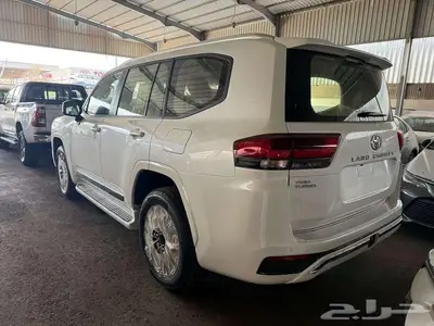 تويوتا - لاندكروزر - 2025 - GXR-L4- بنزين 2