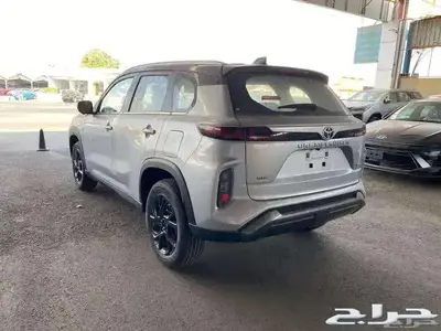 تويوتا - أوربان -2025-GLX 6