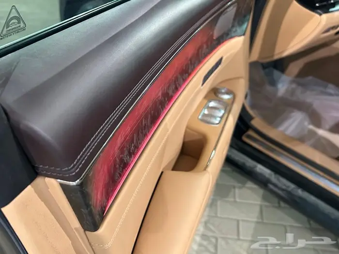 جنسس G90 2023 عداد 24 الف كم على الضمان 20
