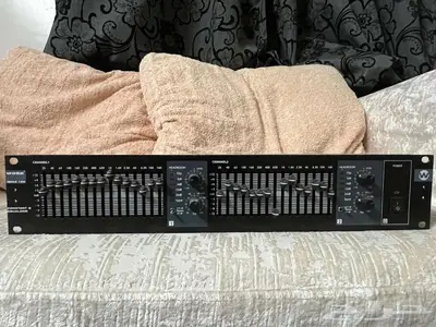 سبيكرات و أجهزة صوتيات احترافية امريكي 25