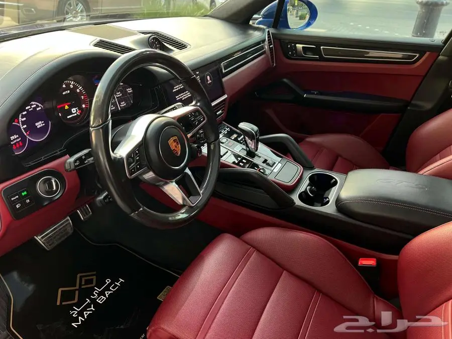 Porsche Cayenne Gts v8 Saudi 2022 index