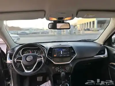 جيب شيروكي سبورت 2016 13