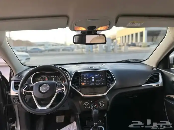 جيب شيروكي سبورت 2016 13