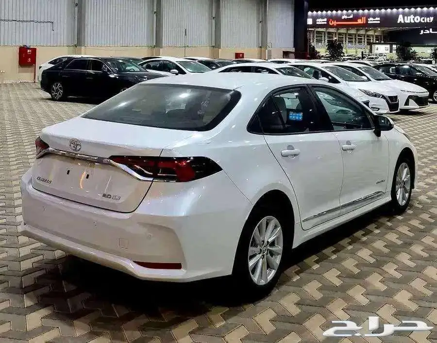 كورلا XLE مطور 2.0 جنوط 2025 كاش - اقساط 3