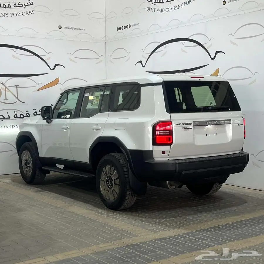 تويوتا لاندكروزر يرادو TXL1 بنزين دبل 2025 بأقل الأسعار 2