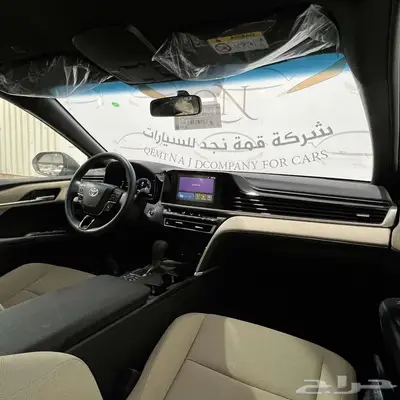 تويوتا كامري E هايبرد 2025 بأقل الأسعار 8