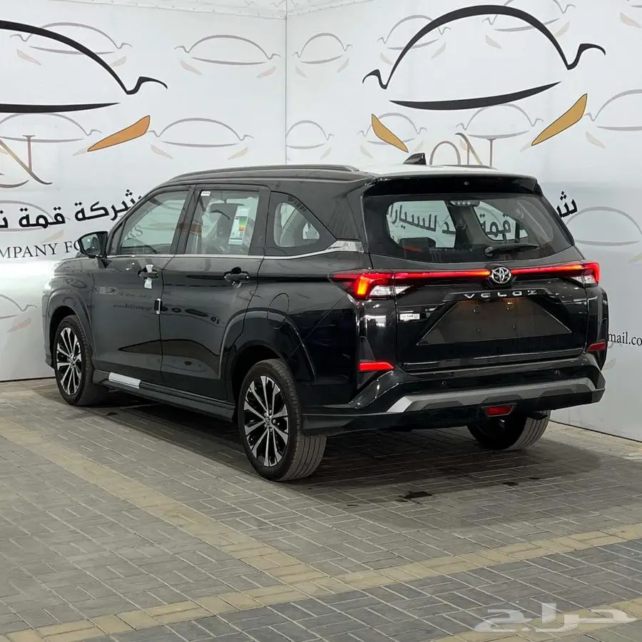 تويوتا فيلوز GLX بنزين 2025 بأقل الأسعار 2