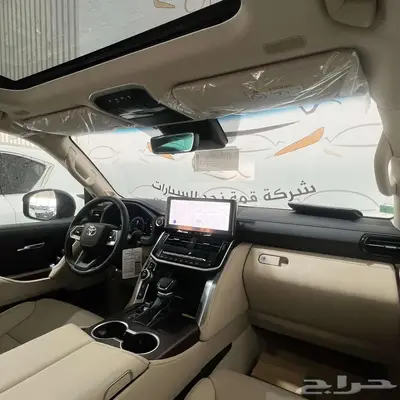 تويوتا لاندكروزر GXRS بنزين الساير 2025 6