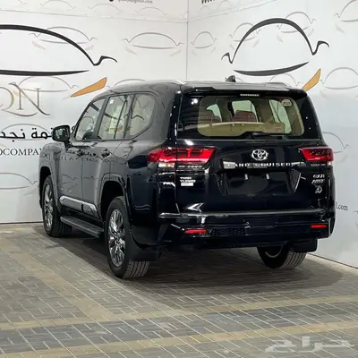 تويوتا لاندكروزر GXRS بنزين الساير 2025 2
