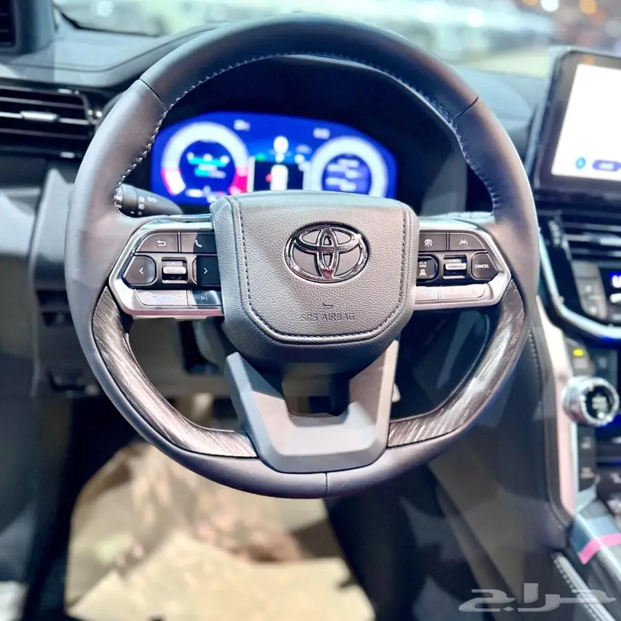 لاند كروزر Vxr بريمي 2025 6
