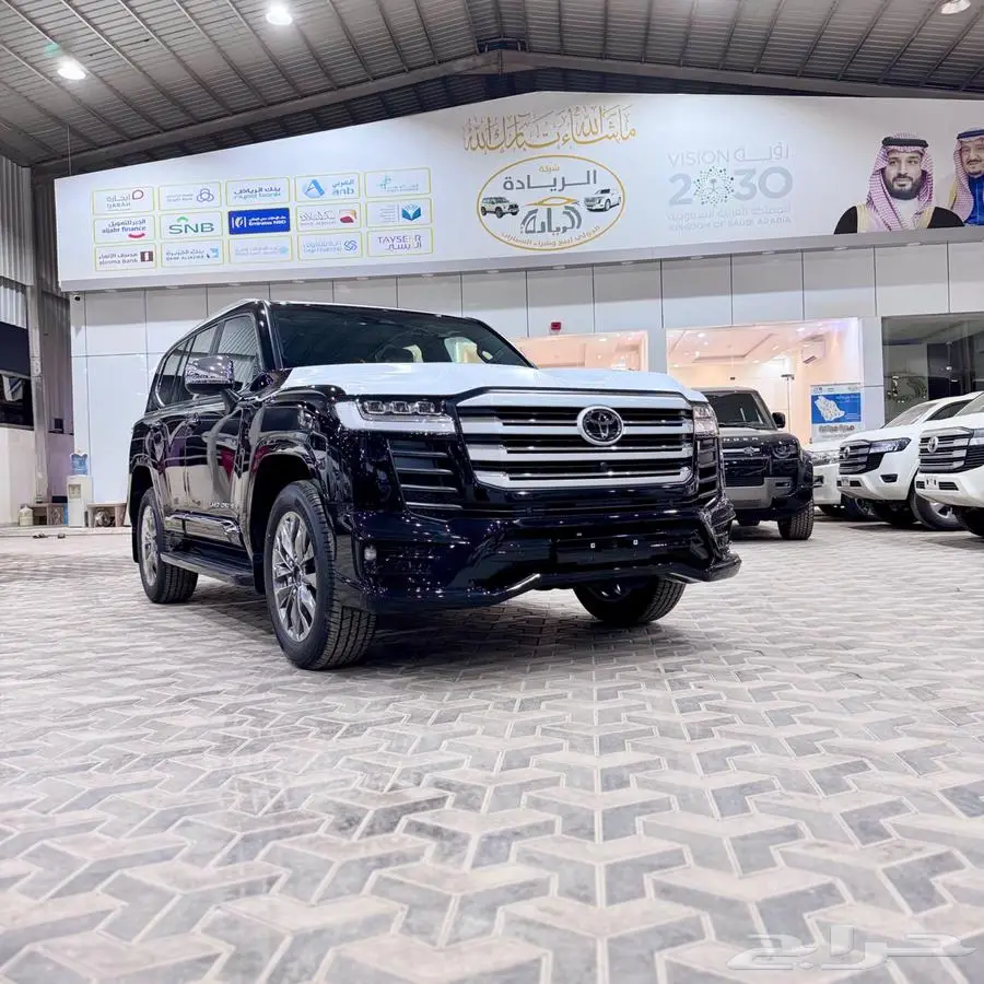 لاند كروزر Vxr بريمي 2025 1