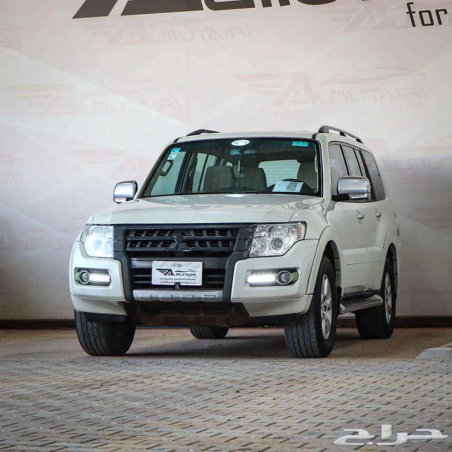 ميتسوبيشي باجيرو GLS 2017 index