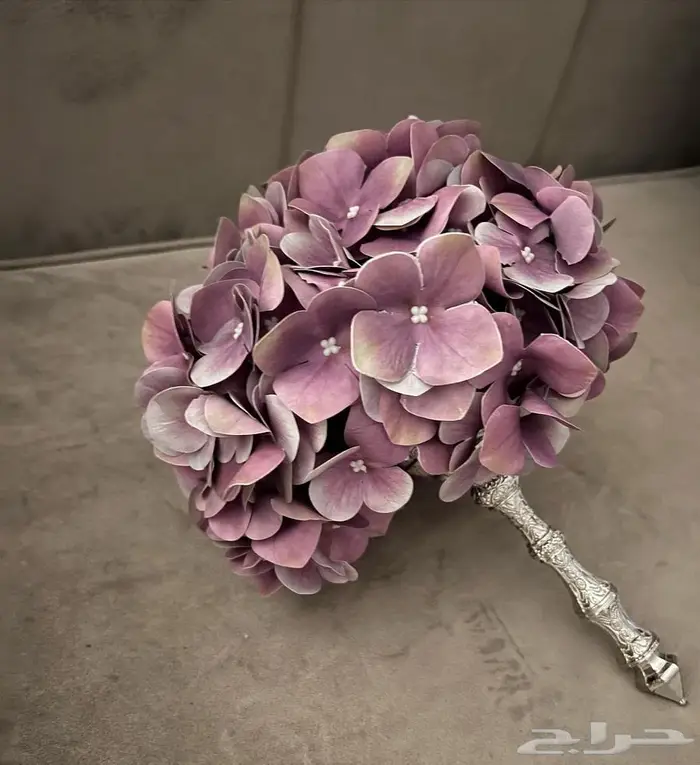 للتقبيل مستلزمات مشروع ورد صناعي وتوزيعات ومسكات عرايس 3