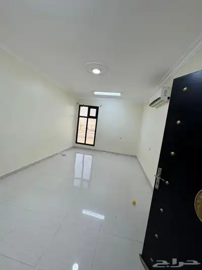 شقة للايجار بالمهدية ( عوائل ) 1