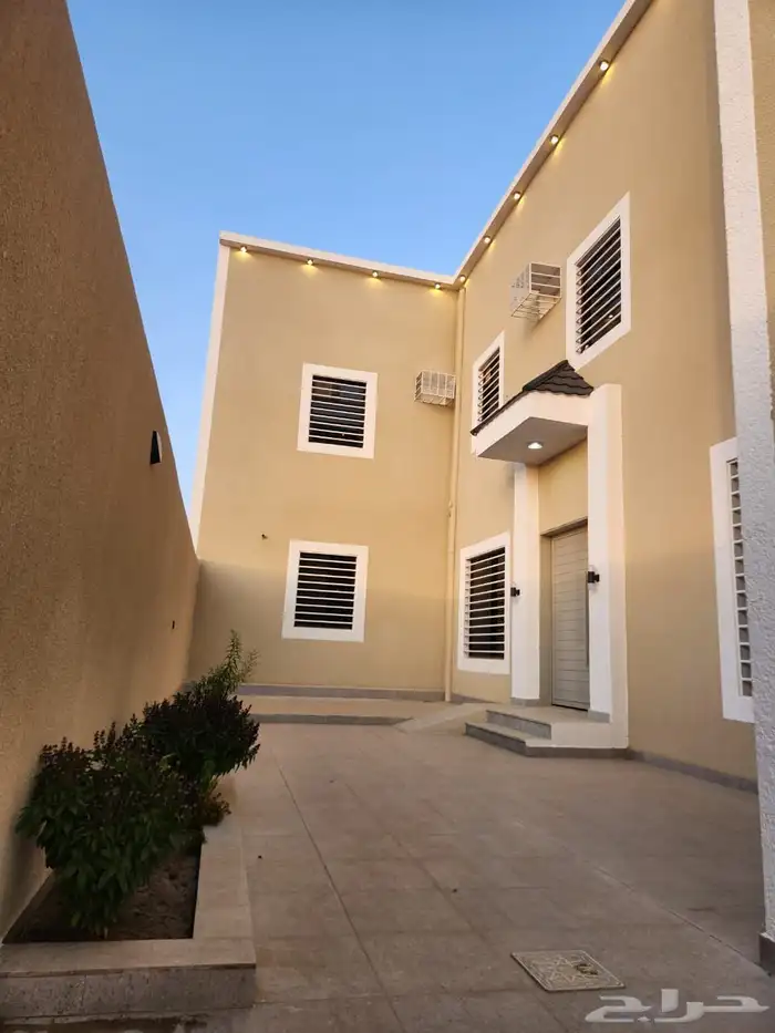 فرصه عقاريه سكن واستثمار عماره للبيع خميس مشيط 5