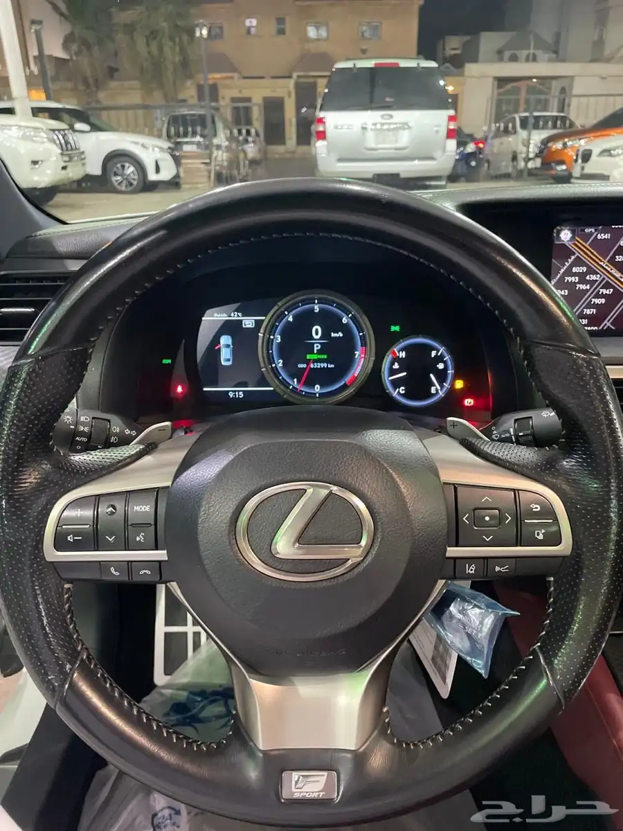 للبيع لكزس موديل 2017 GS350 اسبورت index