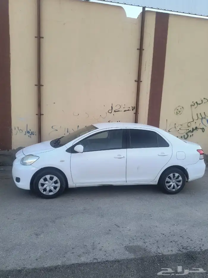 يارس 2010 للبيع 0