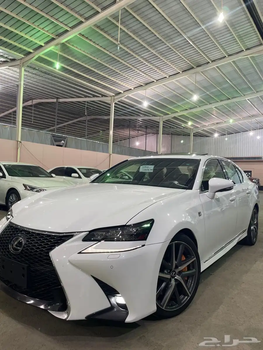 للبيع لكزس موديل 2017 GS350 اسبورت index