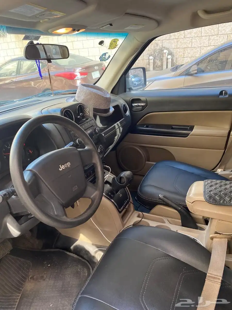 Jeep باتريوت 2010 للبيع او البدل نظيف 8