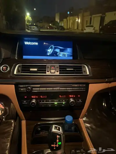 شاشة اندرويد بي ام دبليو 740 2012 7