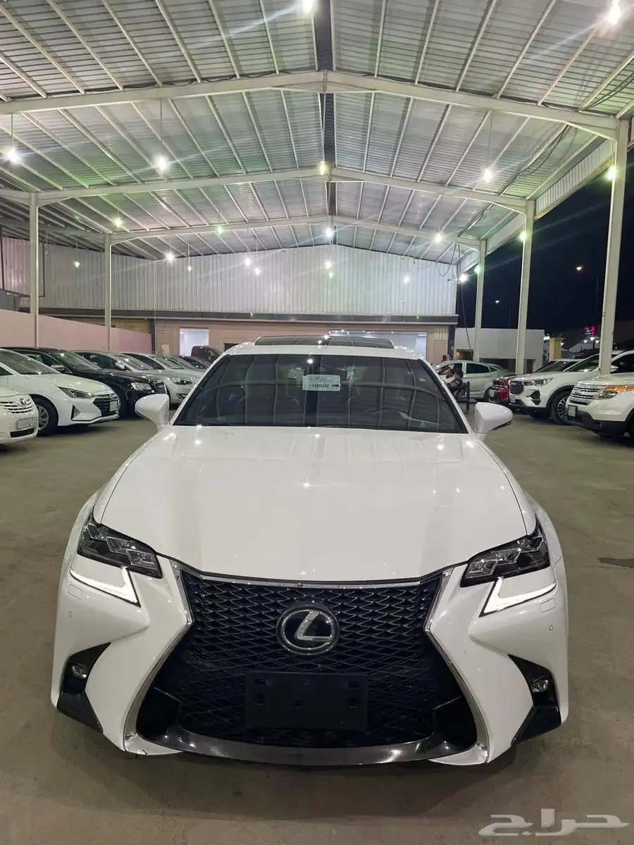 للبيع لكزس موديل 2017 GS350 اسبورت index
