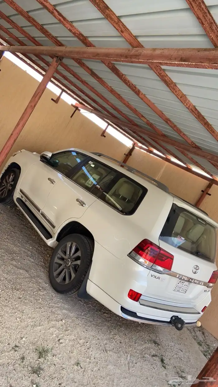 جيب vxr 2019 8 سلندر للبيع ممشى 34 الف وكاله من الصدام 7