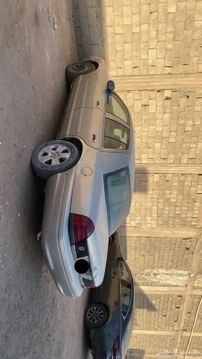 للبيع فورد فكتوريا 1