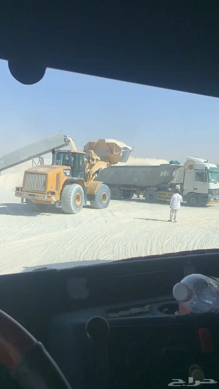 يوجد لدينا قلابات توريد بحص بطحاء الرياض صبيز  بسكرس 0