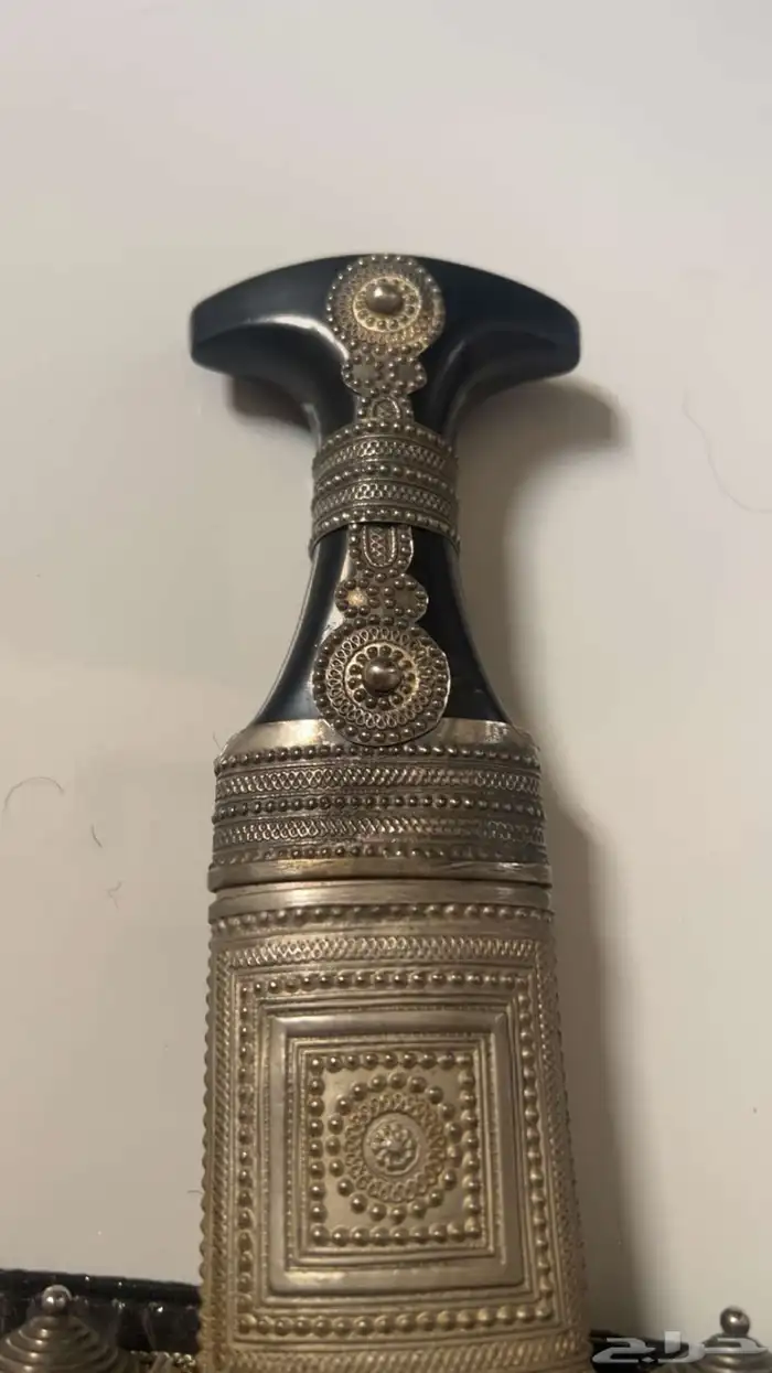 جنبيه وعطيف للبيع 3