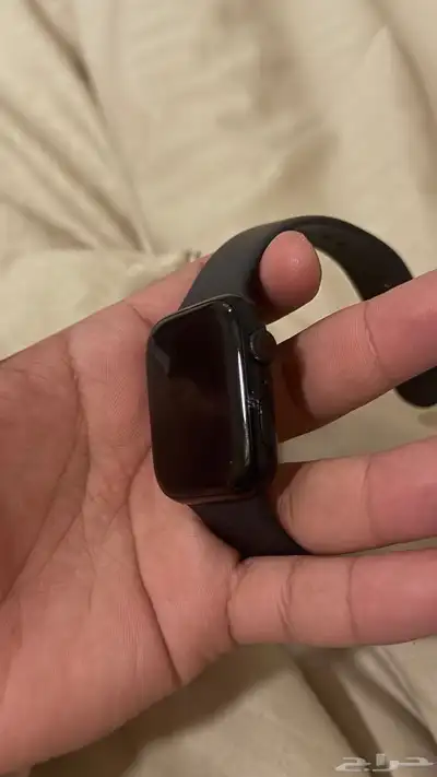 ساعة ابل للبيع 1
