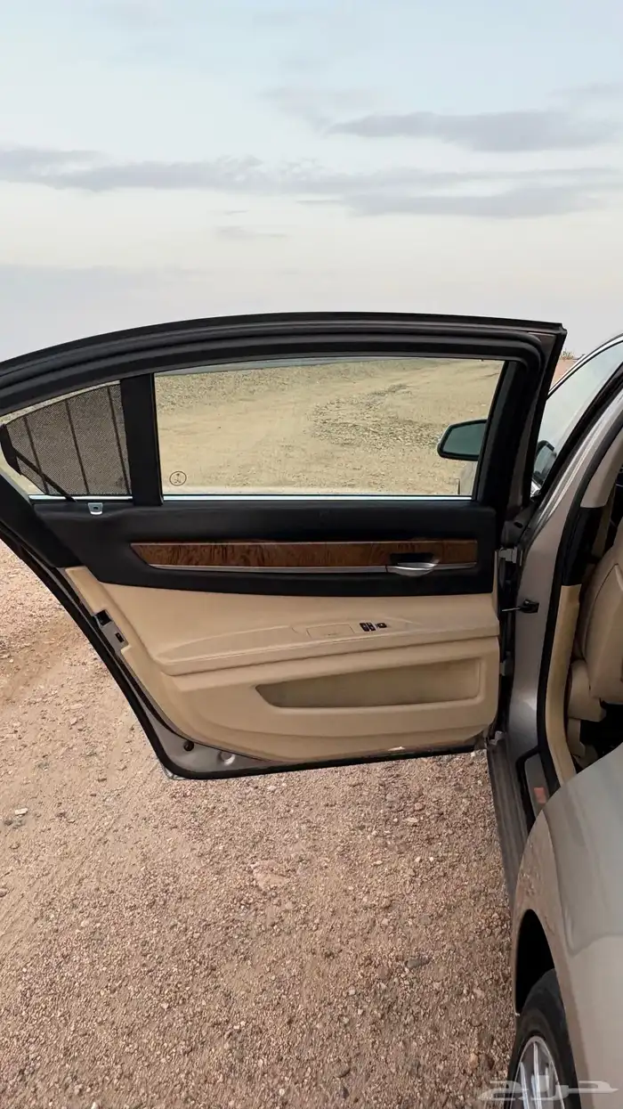 بي ام دبليو 2009 3