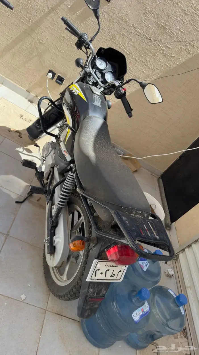 للبيع لوحه دباب مميزه 1